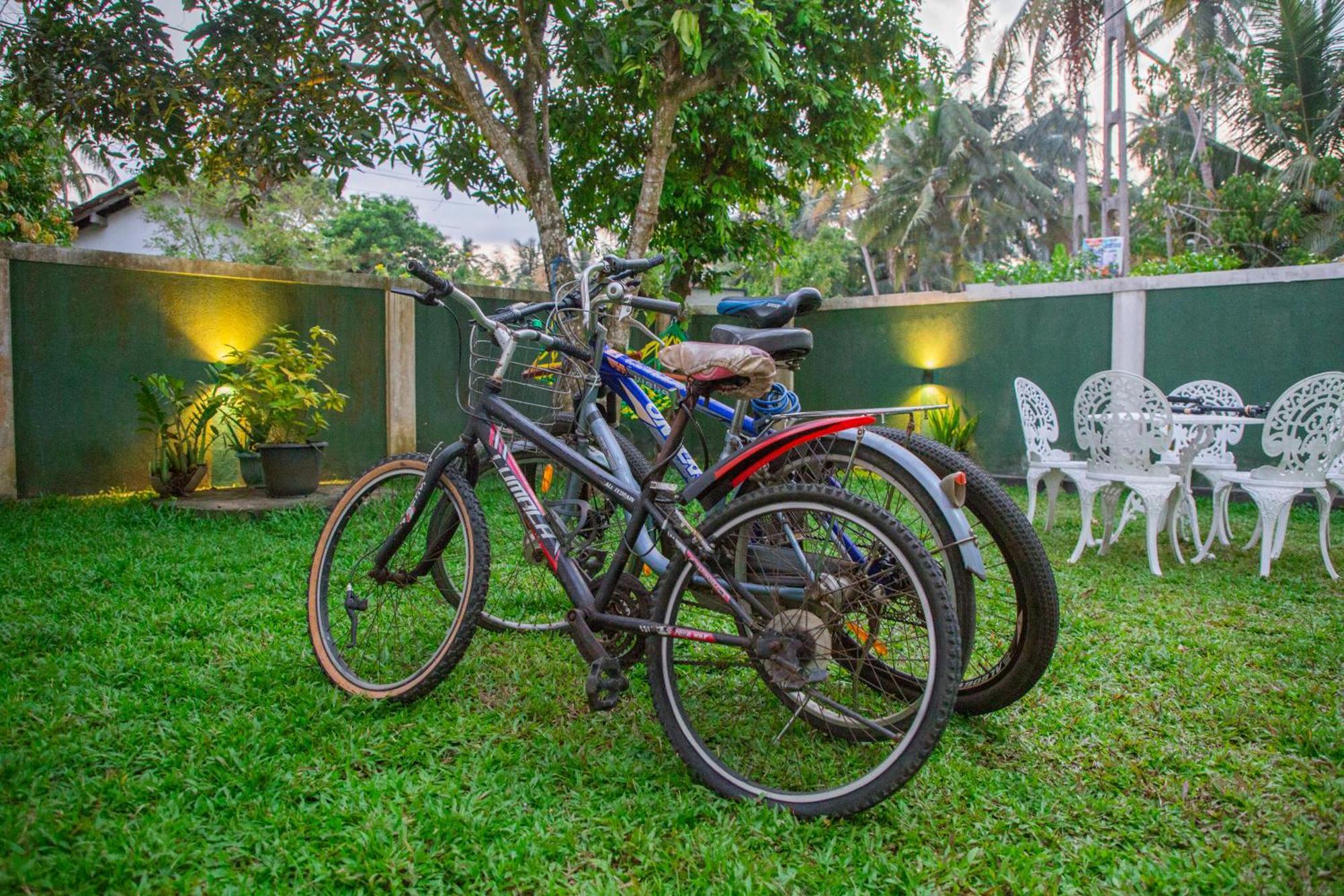 C Son Villa Bentota Luaran gambar